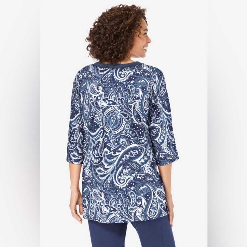 Woman Within Navy Three-Quarter Sleeve Grommet Notch Paisley Tunic! Size 1X. - Picture 8 of 15